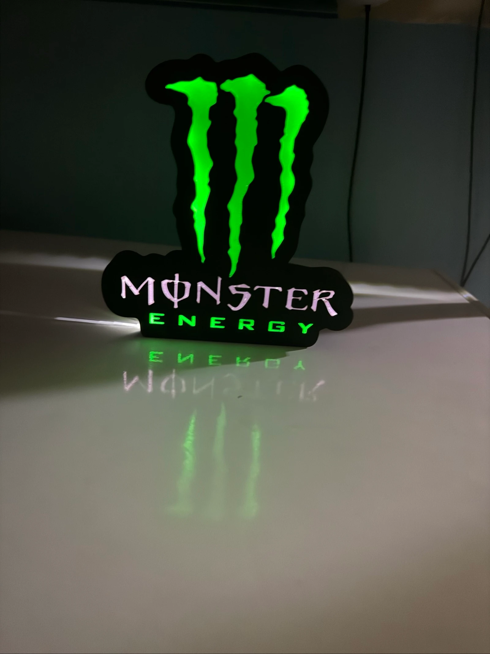 Logo monster energy éclairé 